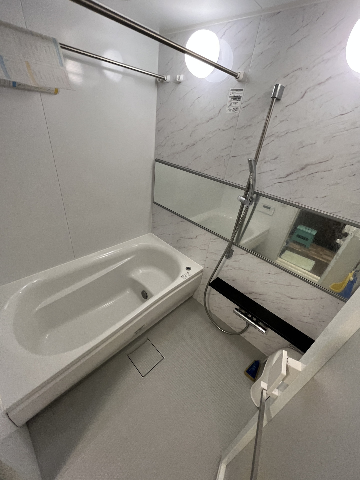 シャワールーム