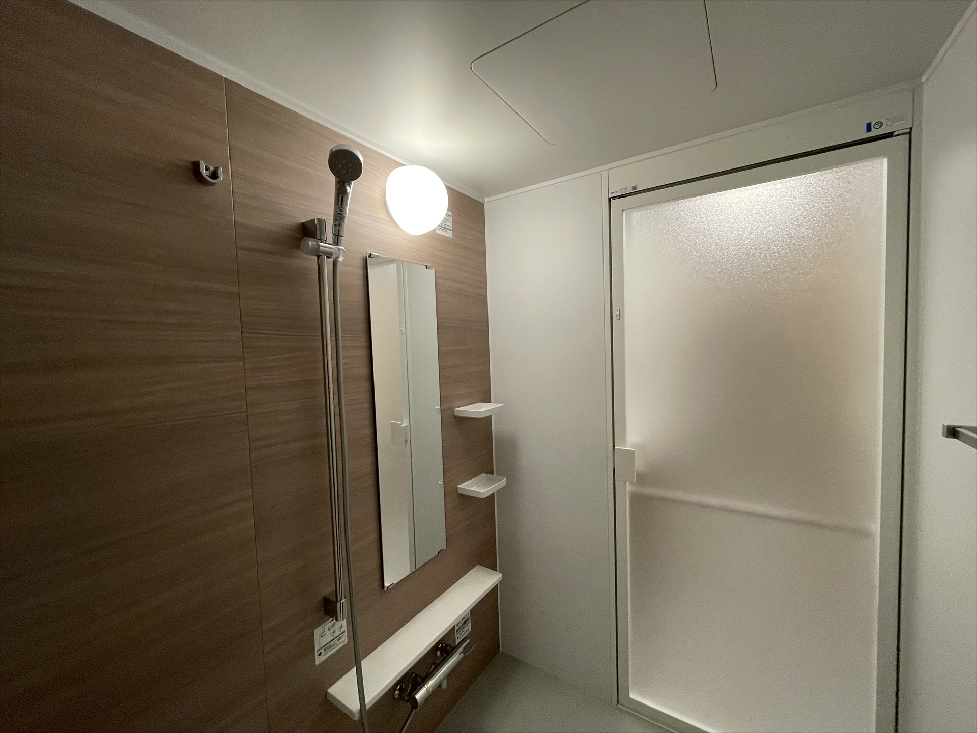 シャワールーム