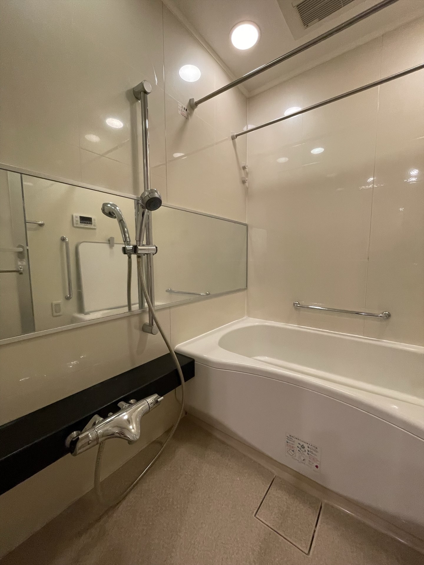 シャワールーム